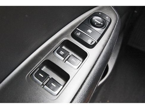 Used 2017 Kia Optima LX FWD image 23