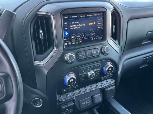 Certified 2023 GMC Sierra 2500 Denali image 33