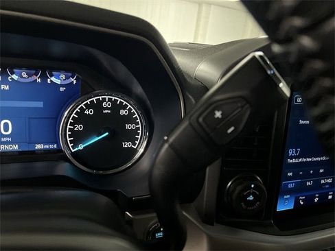 Used 2022 Ford F150 XLT w/ Equipment Group 302A High image 15