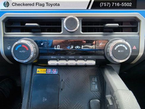 Used 2024 Toyota Tacoma TRD Off-Road w/ TRD Off Road Upgrade Package AWD/4WD image 15