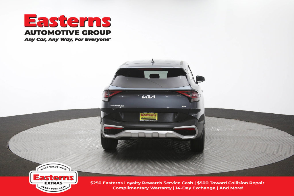 Used 2023 Kia Sportage LX AWD/4WD image 39