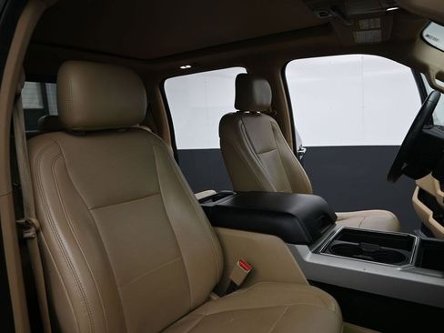 Used 2017 Ford F250 Lariat w/ Lariat Ultimate Package image 26