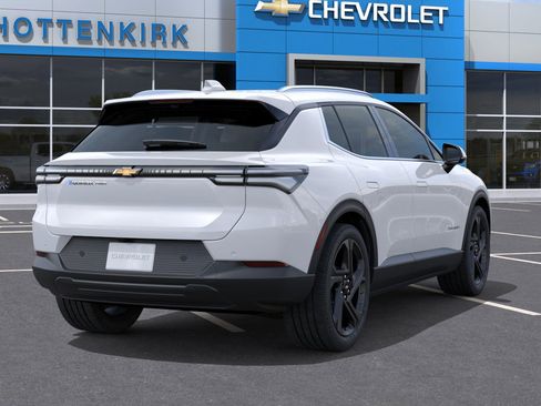 New 2026 Chevrolet Equinox EV LT image 69