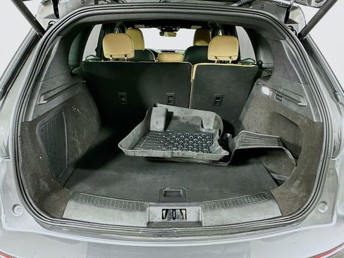 Used 2022 Lincoln Corsair Reserve w/ Elements Package FWD image 27