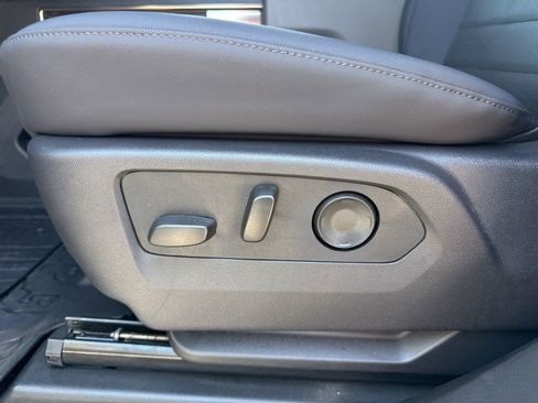 Used 2025 GMC Hummer EV 3X AWD/4WD image 10