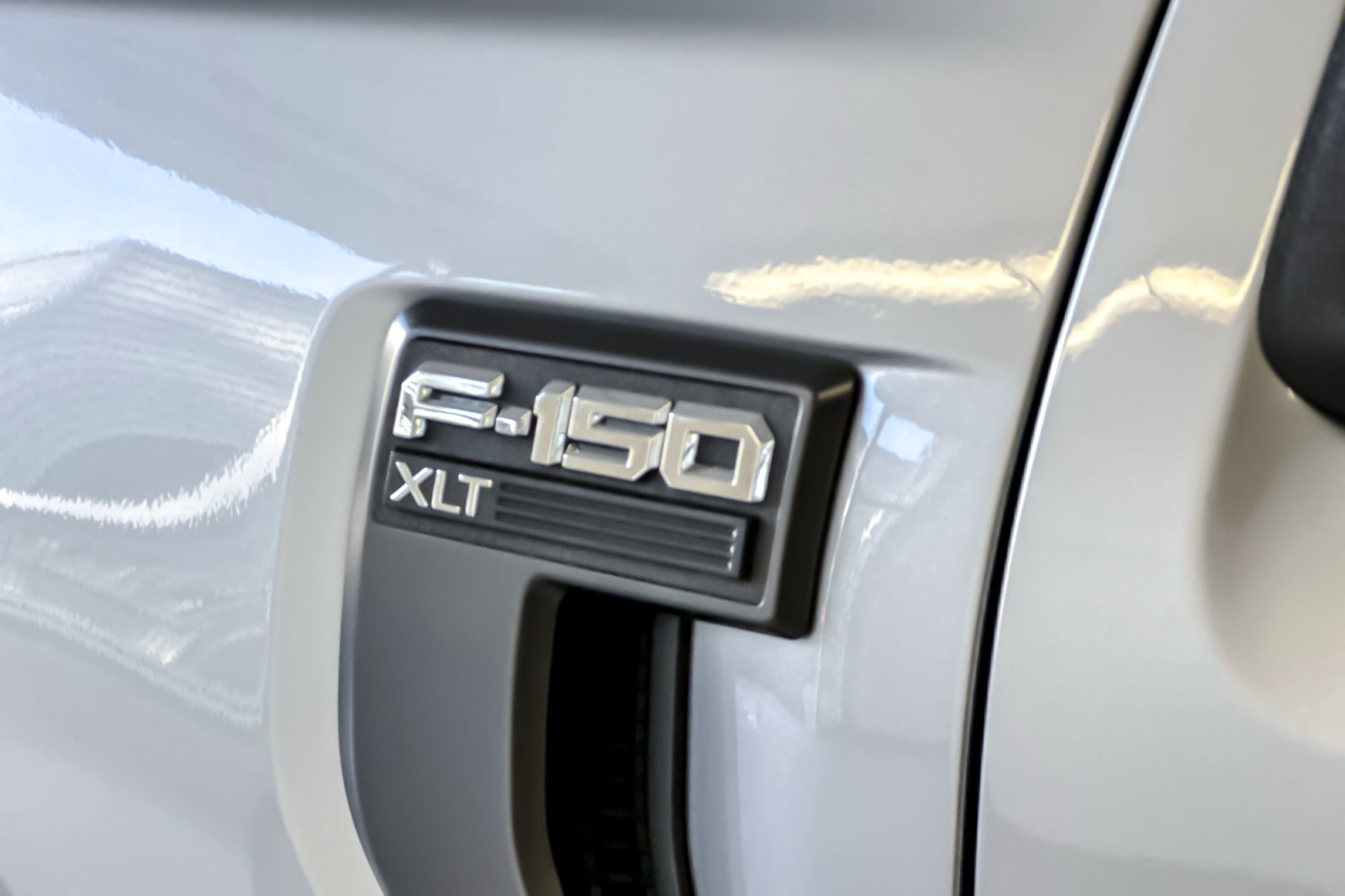 Used 2023 Ford F150 XLT w/ Equipment Group 302A High AWD/4WD image 27