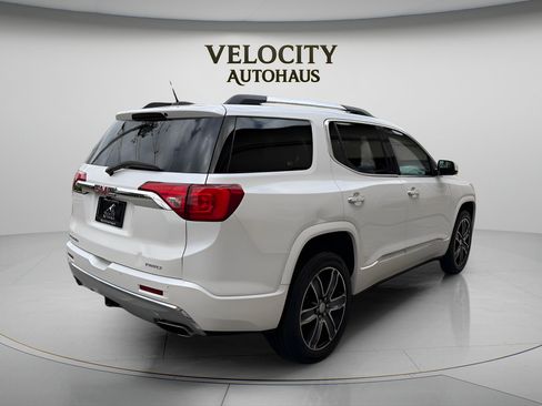 Used 2017 GMC Acadia Denali w/ Technology Package AWD/4WD image 8