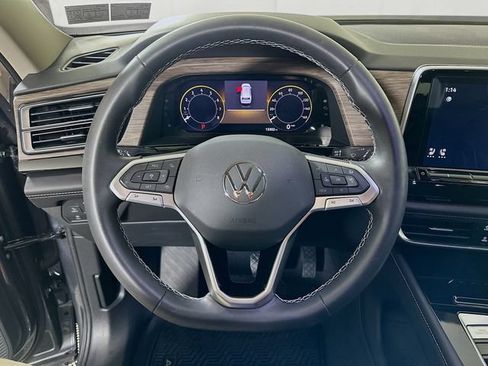 Used 2024 Volkswagen Atlas SEL AWD/4WD image 12