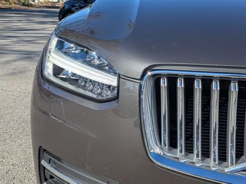 Certified 2023 Volvo XC90 B5 Plus image 11