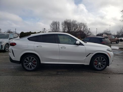 New 2026 BMW X6 xDrive40i image 3