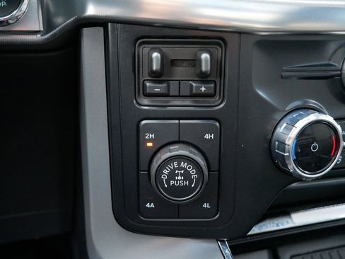 Certified 2024 Ford F150 Lariat w/ Tow/Haul Package image 24