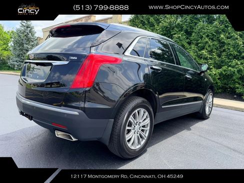 Used 2017 Cadillac XT5 Luxury w/ Driver Awareness Package AWD/4WD image 9