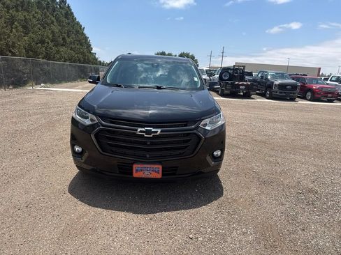 Used 2021 Chevrolet Traverse Premier w/ Redline Edition FWD image 9