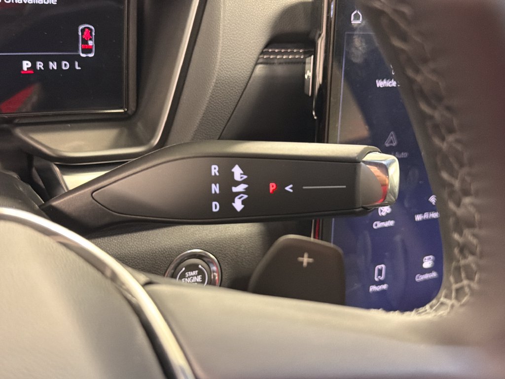 New 2027 GMC Terrain Elevation w/ Elevation Premium Package FWD image 32