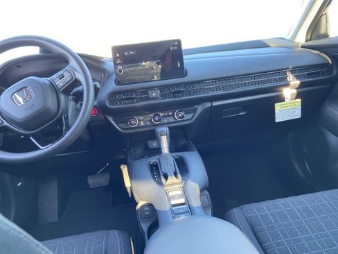 Used 2026 Honda HR-V LX image 15