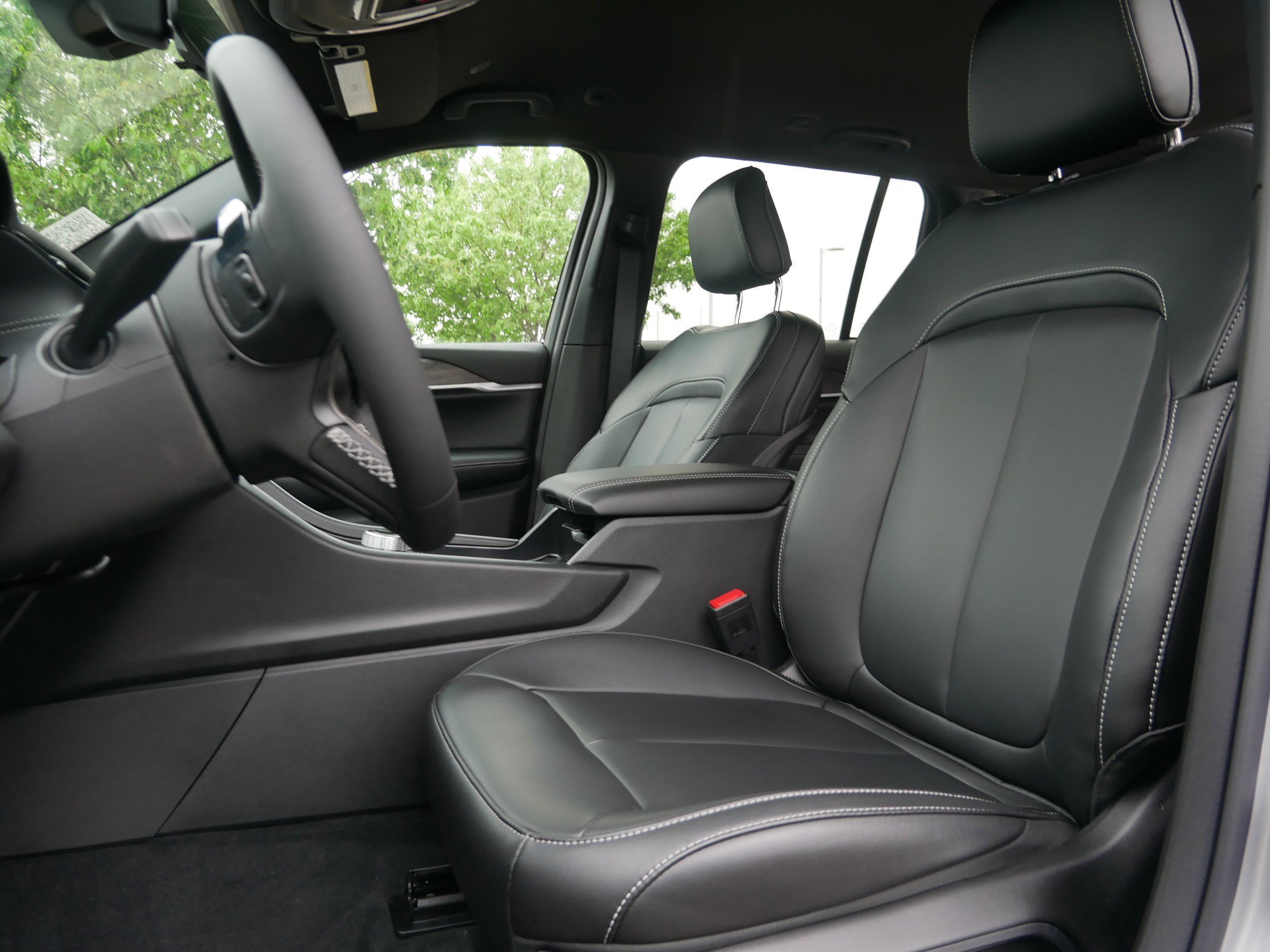 New 2026 Jeep Grand Cherokee Limited AWD/4WD image 10