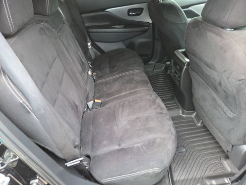Used 2020 Nissan Murano SV image 13