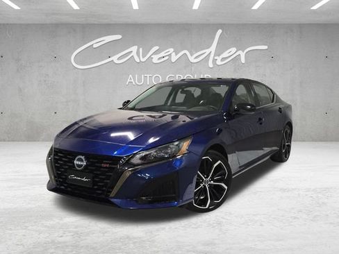 Used 2024 Nissan Altima 2.5 SR FWD image 1