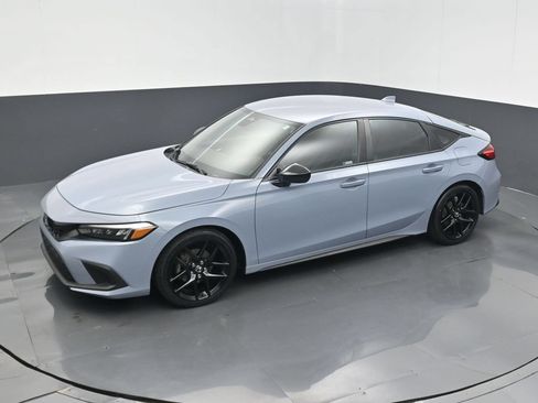 Used 2024 Honda Civic Sport image 9
