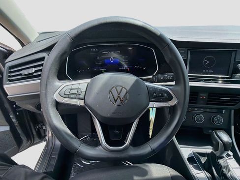 Certified 2024 Volkswagen Jetta S FWD image 10