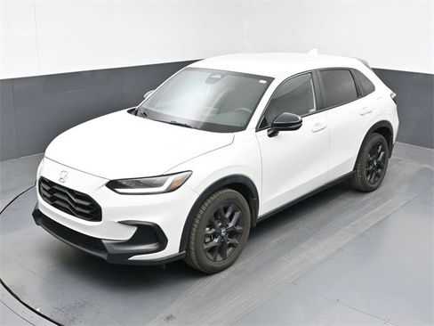 Used 2023 Honda HR-V Sport image 15