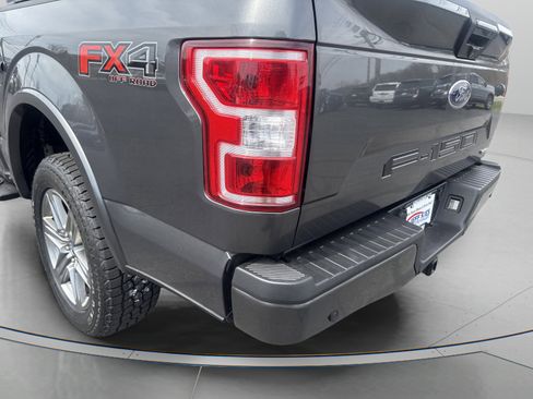 Used 2018 Ford F150 XLT w/ Equipment Group 302A Luxury AWD/4WD image 7