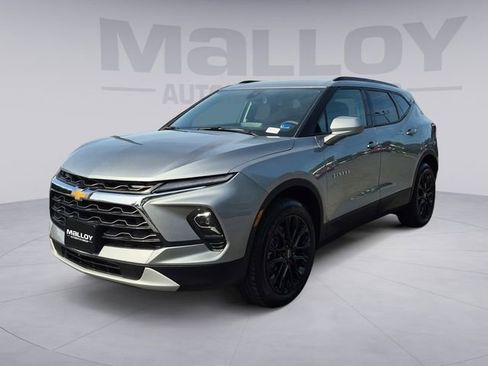 Used 2026 Chevrolet Blazer LT w/ Convenience Package AWD/4WD image 1
