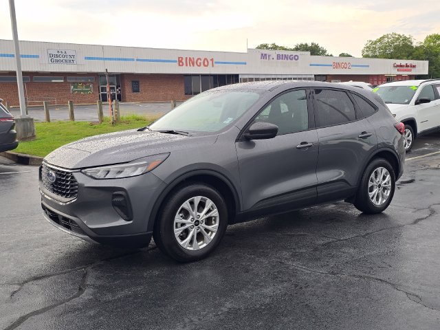 Used 2025 Ford Escape Active FWD image 7