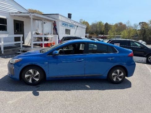 Used 2018 Hyundai Ioniq SEL w/ SEL Tech Package 02 image 3
