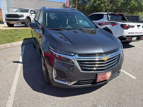Used 2022 Chevrolet Equinox Premier FWD image 12