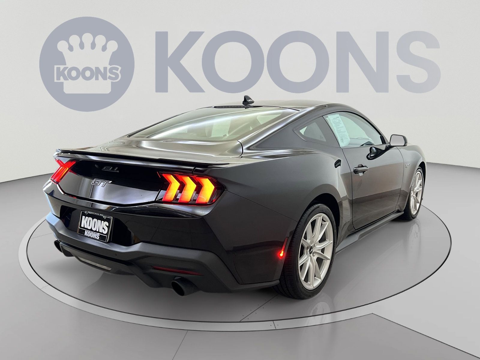 Used 2024 Ford Mustang GT Premium RWD image 8