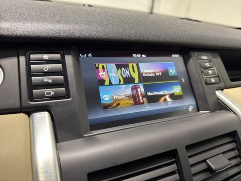Used 2019 Land Rover Discovery Sport HSE image 17