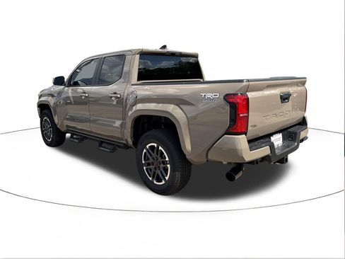 Used 2026 Toyota Tacoma TRD Sport RWD image 5
