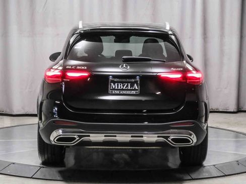 Certified 2025 Mercedes-Benz GLC 300 4MATIC image 3