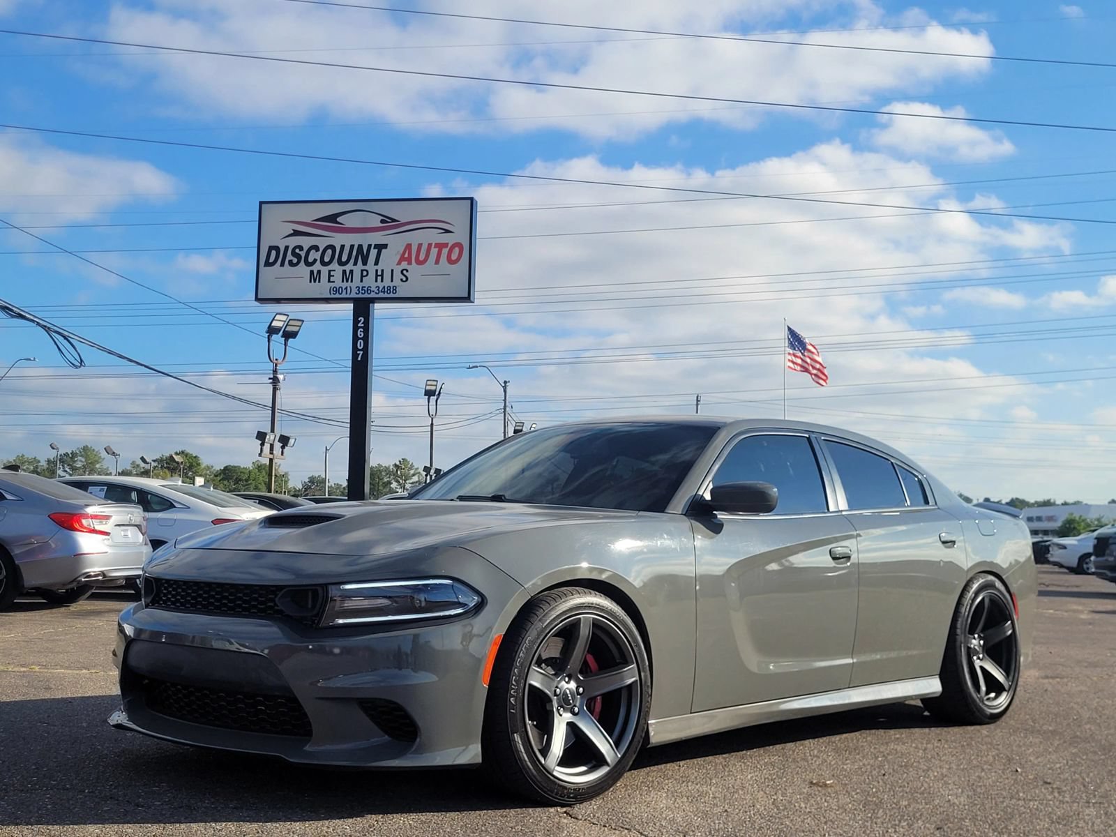 Used 2018 Dodge Charger SRT Hellcat RWD image 11