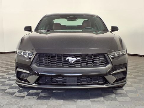 Used 2024 Ford Mustang Premium image 2