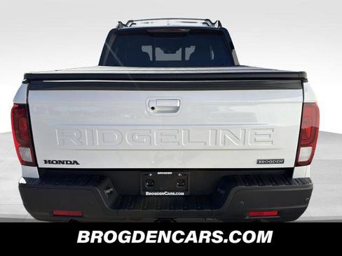 New 2026 Honda Ridgeline Black Edition image 7