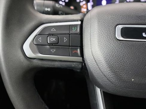 Used 2022 Jeep Compass Latitude AWD/4WD image 31