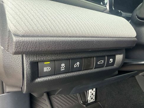 New 2026 Toyota Camry SE image 29