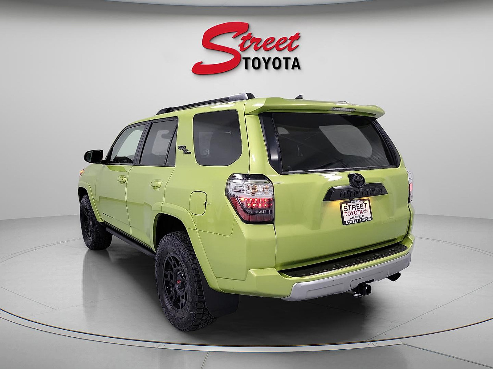Certified 2023 Toyota 4Runner TRD Off-Road Premium w/ Off Road Premium Plus Package AWD/4WD image 2
