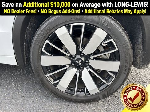 Used 2025 Mitsubishi Outlander SEL image 10