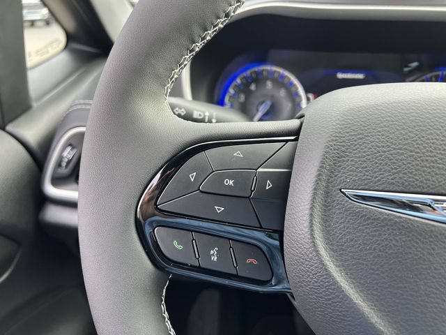 New 2026 Chrysler Pacifica Select w/ S Appearance Package FWD image 14