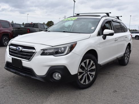 Used 2018 Subaru Outback 2.5i Touring w/ Popular Package #3 image 5