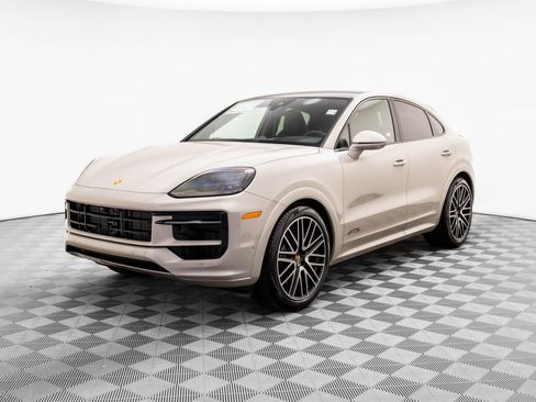 New 2026 Porsche Cayenne GTS image 1