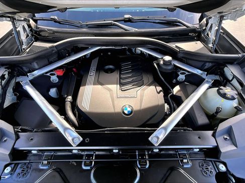 Used 2020 BMW X7 xDrive40i w/ Premium Package image 31