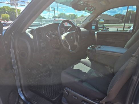 Used 2013 Chevrolet Silverado 2500 LT w/ Interior Plus Package image 5
