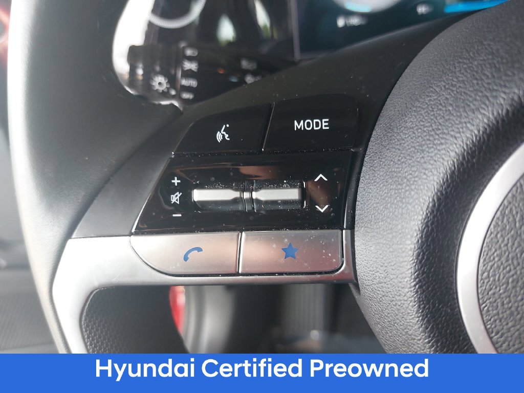 Certified 2025 Hyundai Elantra SEL FWD image 16