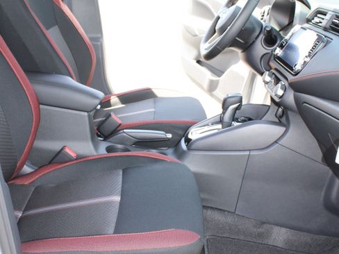 Used 2025 Nissan Versa SR w/ Trunk Package FWD image 18