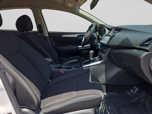 Used 2019 Nissan Sentra S FWD image 33