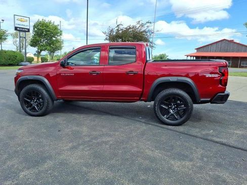 Used 2023 Chevrolet Colorado Trail Boss AWD/4WD image 8